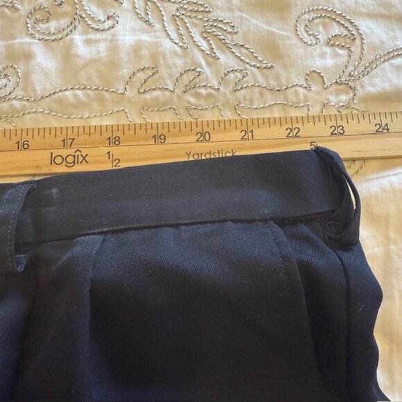 Haggar Cool 18 Flat Front Shorts Size 46 Navy Blue Expandable Waist Quick Dry - Picture 6 of 11